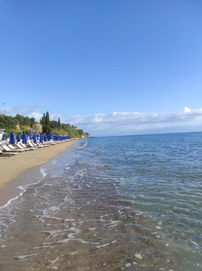 Takis Haikos House Two Minutes Walk To The Beach Peroulia Vounaria Ngoại thất bức ảnh