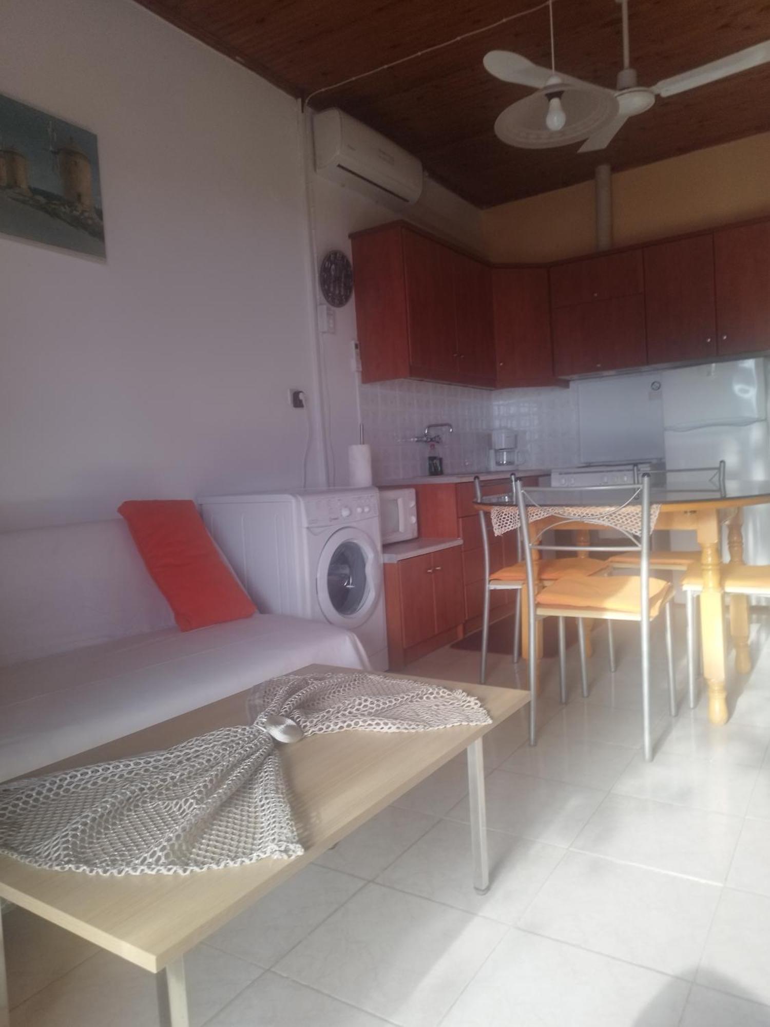 Takis Haikos House Two Minutes Walk To The Beach Peroulia Vounaria Ngoại thất bức ảnh