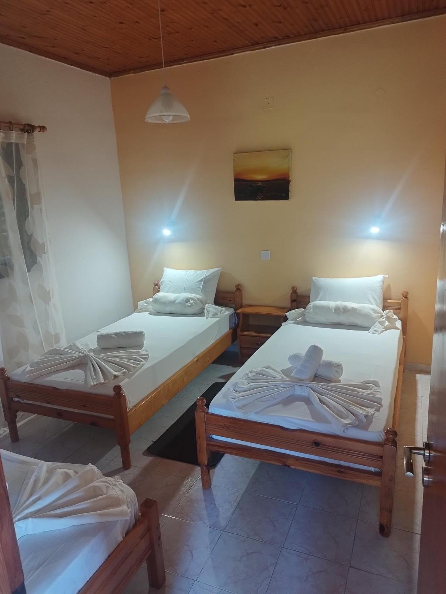 Takis Haikos House Two Minutes Walk To The Beach Peroulia Vounaria Ngoại thất bức ảnh